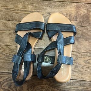 Aldo woman’s Sandals size 5
